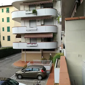 Isabella Apartment