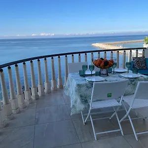 https://appartamento-in-villa-pina.sicilyhotelsitaly.net